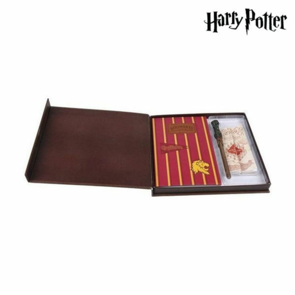 ¡Sumérgete en el mundo mágico de Harry Potter con este exclusivo Cuaderno de Notas + Bolígrafo Gryffindor Harry Potter!